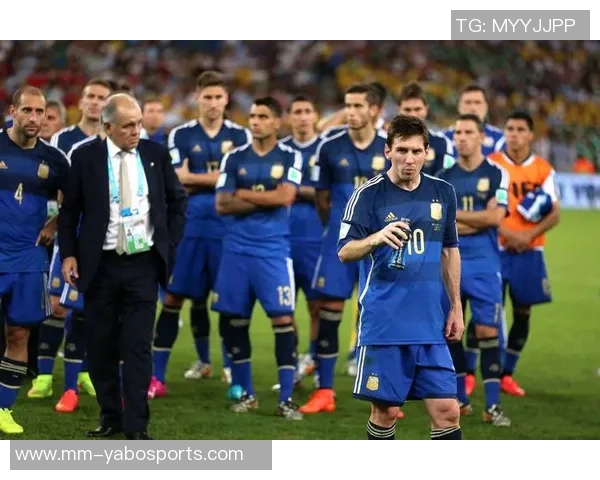 梅西缺席引发阿根廷与委内瑞拉比赛票价暴跌球迷热情依旧难以被唤醒 梅西缺席引发阿根廷与委内瑞拉比赛票价暴跌球迷热情依旧难以被唤醒