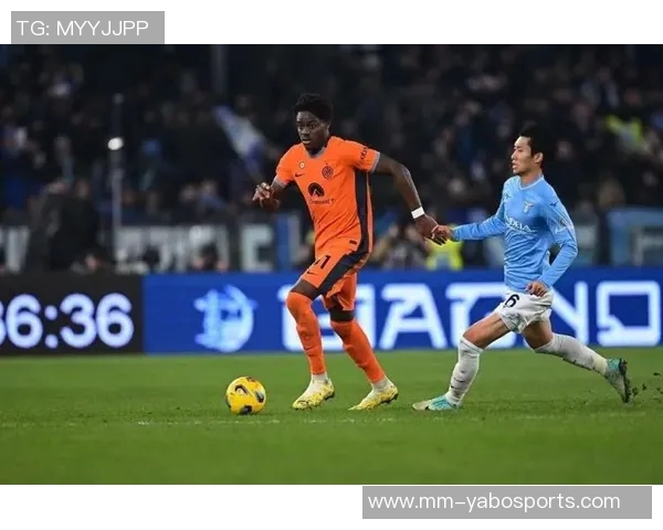 邓弗里斯与比塞克分享成功之路强调努力与专注的重要性