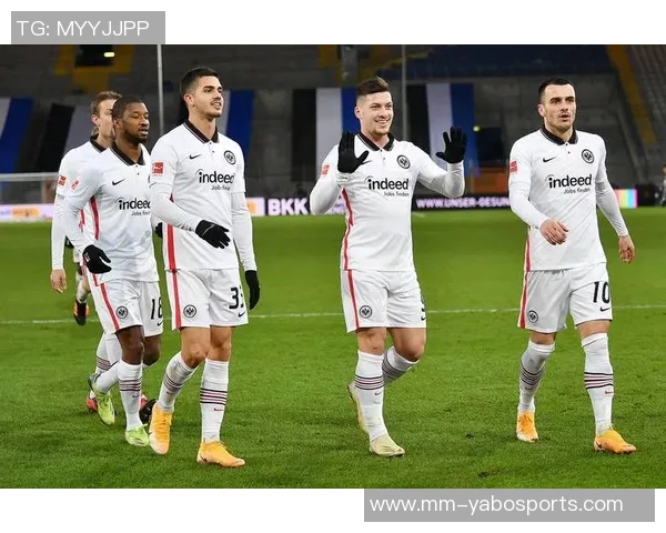 法兰克福主帅强调防守重要性6轮德甲失16球需警惕错误惩罚