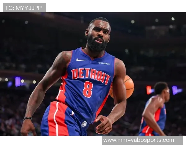 小哈达威神勇表现半场轰下17分其中次节独得12分三分球频频命中